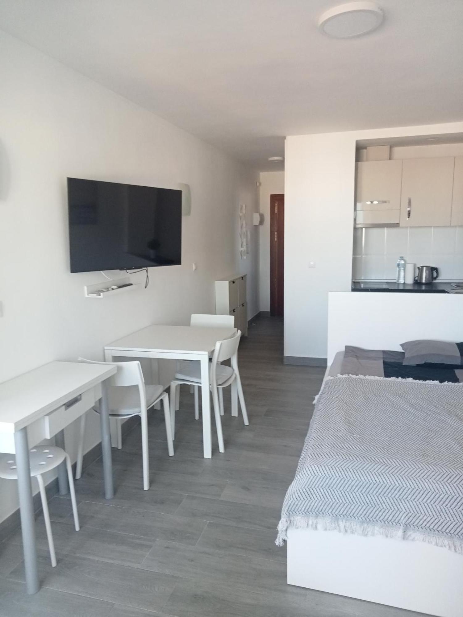 Sea View In Fuengirola Apartment ภายนอก รูปภาพ